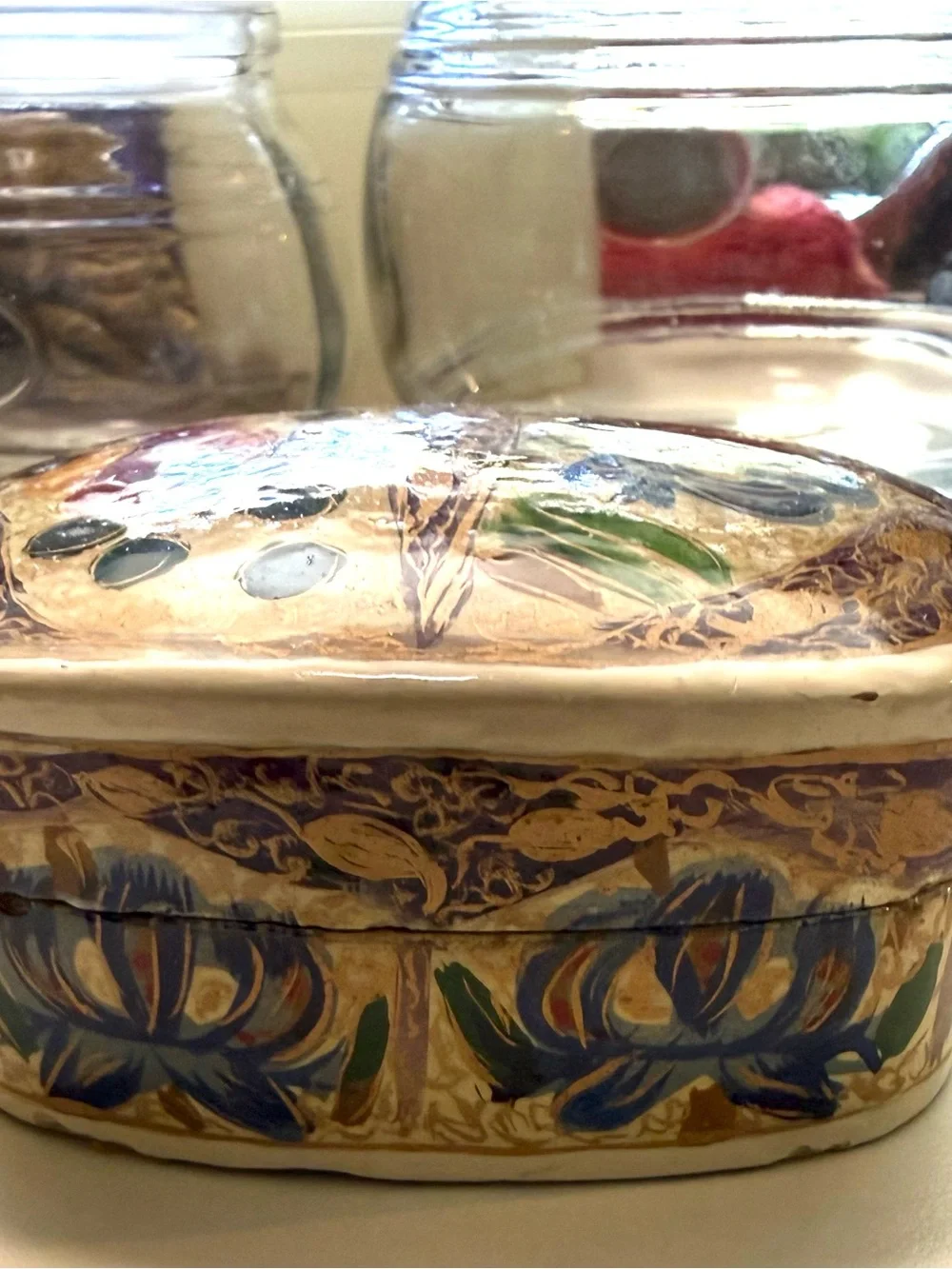 Vintage handmade/ Handpainted India,Kashmir laquer paper mache trinket box